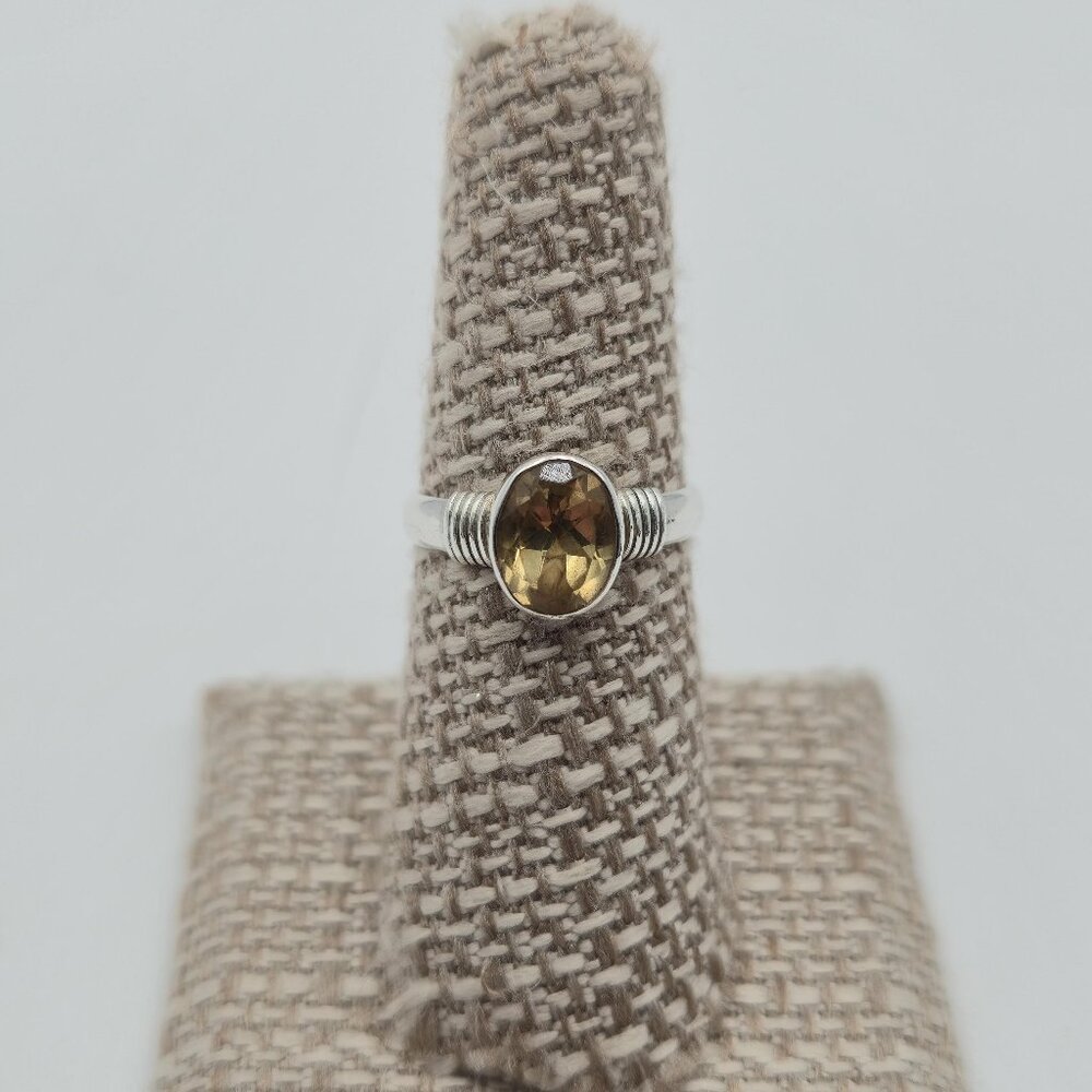 Size 6.5 Sterling Silver Oval Yellow Citrine Gem Ring A4380